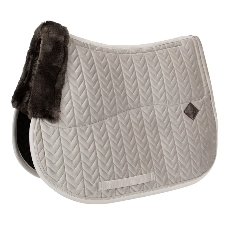 Kentucky Skin Friendly Velvet Jumping Saddle Pad - Beige