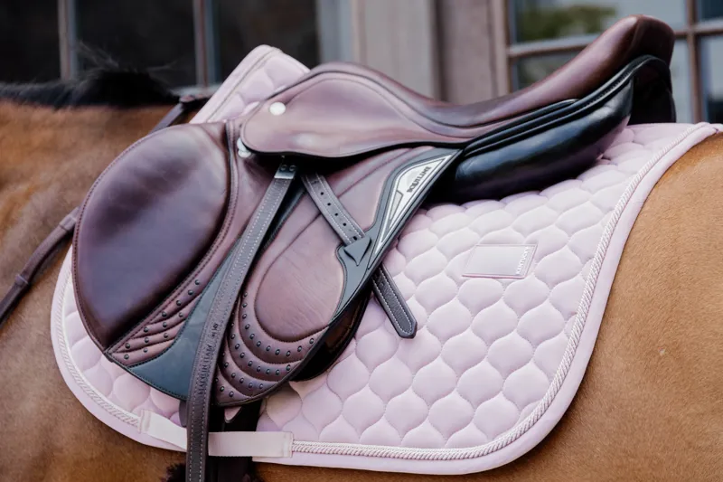 Kentucky Rubber Logo Onion Quilt Show Jumping Saddle Pad - Light Pink-2