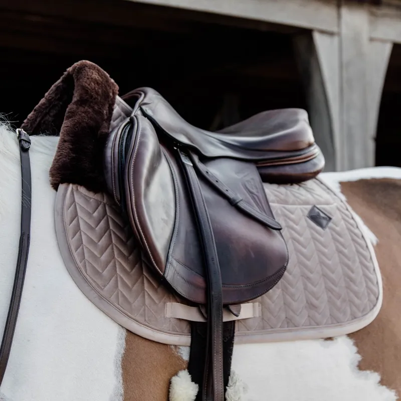 Kentucky Skin Friendly Velvet Jumping Saddle Pad - Beige-3