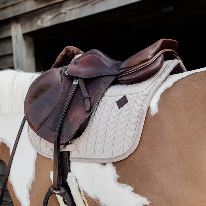 Kentucky Skin Friendly Velvet Jumping Saddle Pad - Beige-7