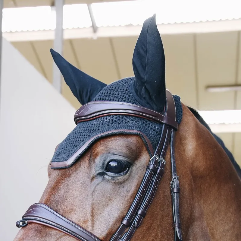 Kentucky Wellington Leather Trim Fly Bonnet - Black-1