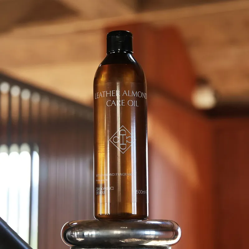 Grooming Deluxe Almond Leather Care Oil-3