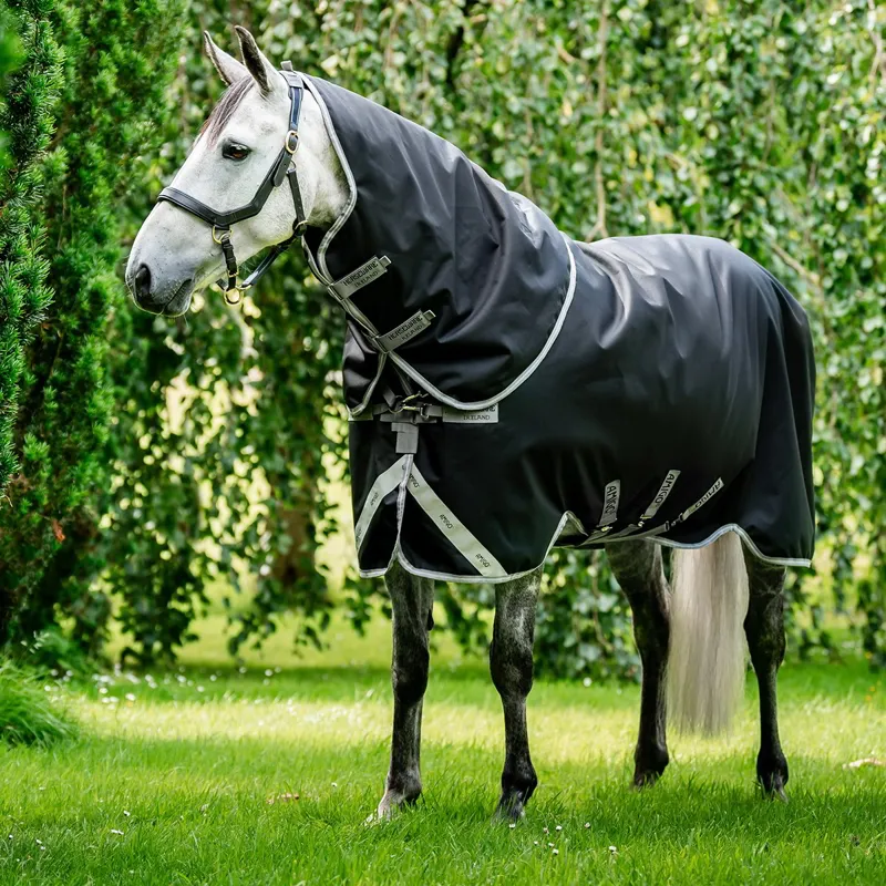 Amigo Bravo 1200D Plus Lite 0g V-Front Turnout Blanket - Black/Titanium Grey
