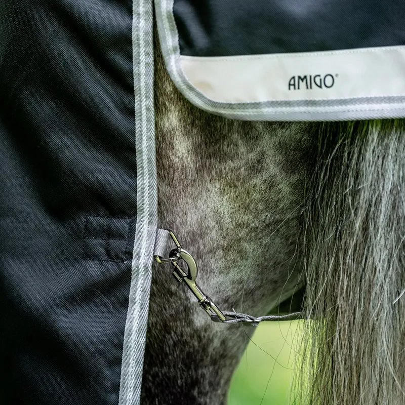 Amigo Bravo 1200D Plus Lite 0g V-Front Turnout Blanket - Black/Titanium Grey-6