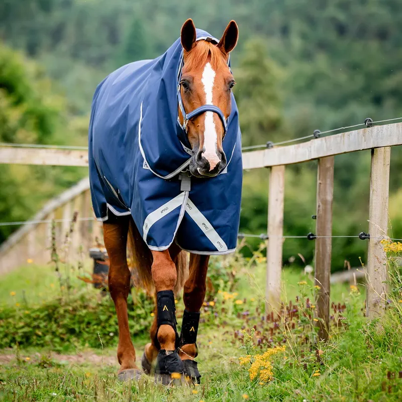 Amigo Bravo 1200D Plus 250g V-Front Turnout Blanket - Navy/Titanium/Silver-1