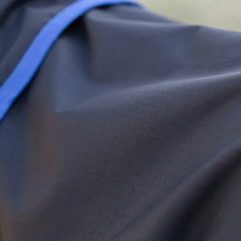 Amigo Ripstop 900D Plus Petite 200g Turnout Blanket - Black/Blue-5
