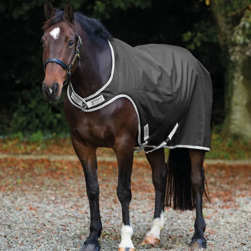 Amigo 200g Waterproof Walker Blanket - Black/Silver