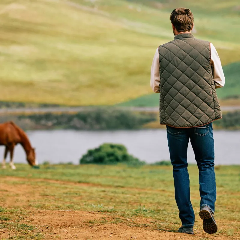 Ariat Country Woodside Mens Quilted Vest - Earth-5