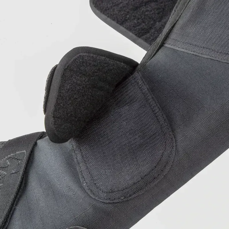 ARMA Air Defense Travel Boots - Black-8