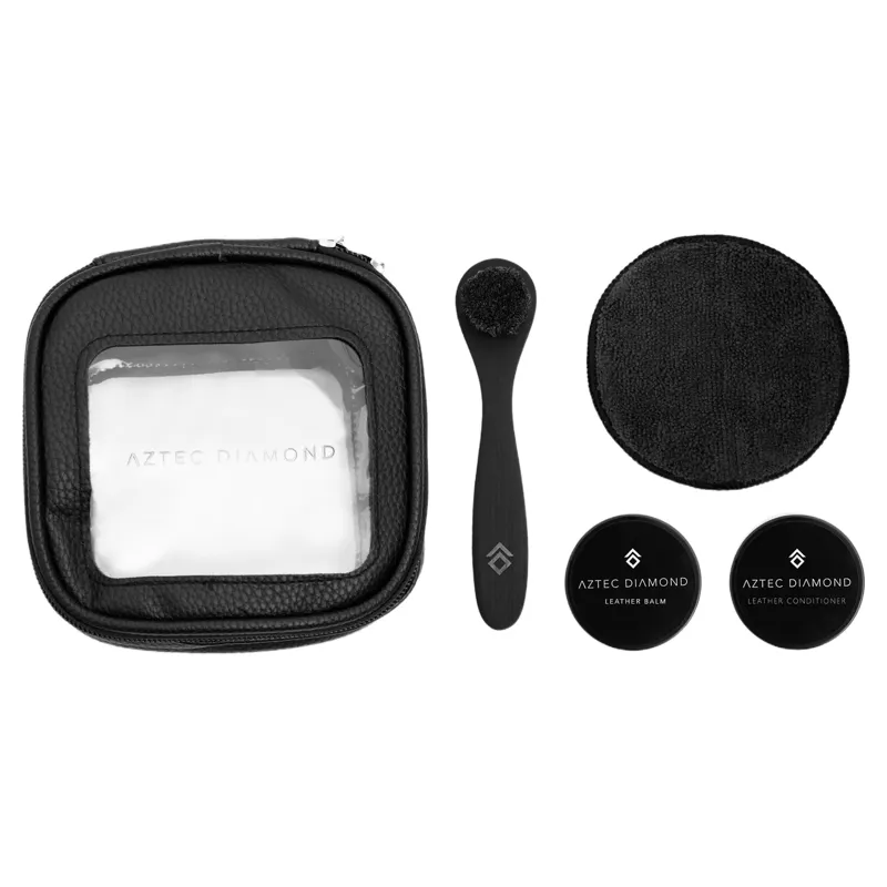Aztec Diamond Boot Cleaning Kit