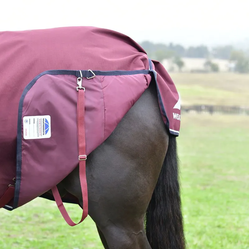 WeatherBeeta Essential 220g Combo Turnout Blanket - Burgundy/Navy-6