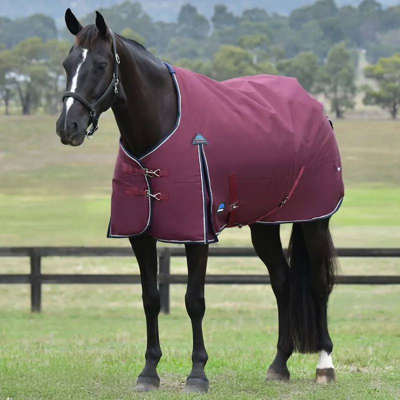 WeatherBeeta ComFiTec Essential 50g Standard Turnout Blanket - Burgundy