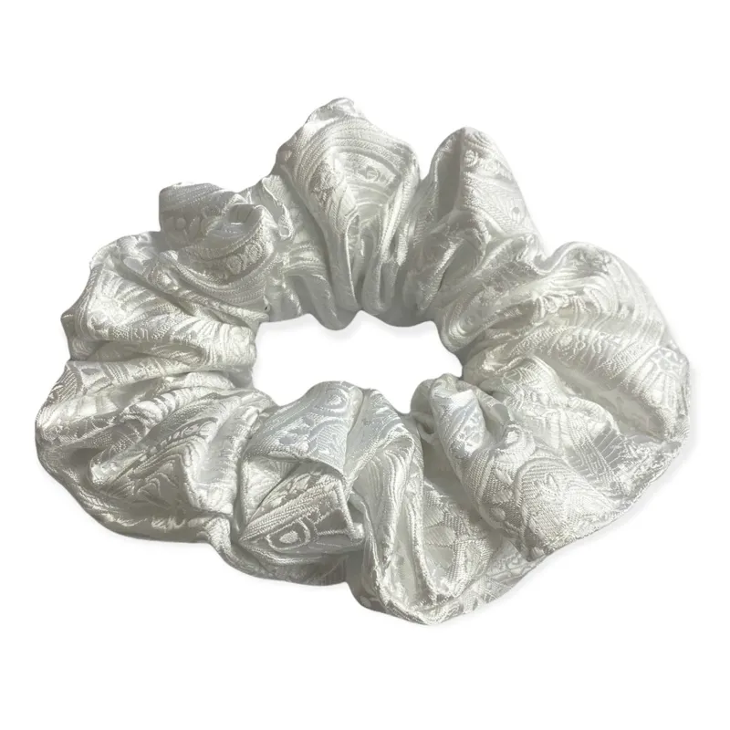 Equetech Paisley Brocade Hair Scrunchie White