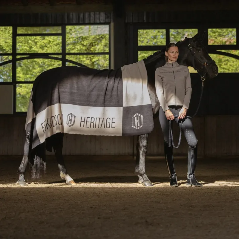 Eskadron Heritage Fleece Cooler - Black-1