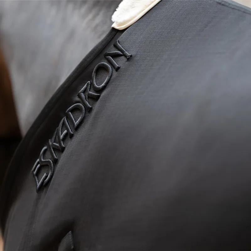 Eskadron Ultralight Ripstop Stable Sheet - Black-2