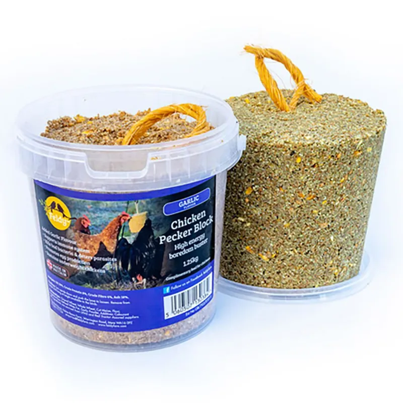 Feldy Chicken Pecker Block - Garlic