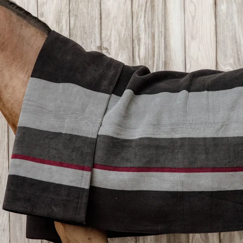 Kentucky Square Heavy Fleece Striped Blanket - Black/Grey-2