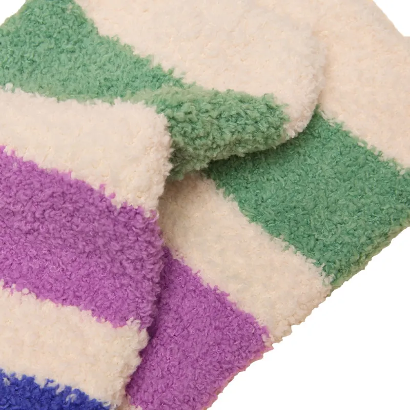 Joules Women's Fluffy Socks - Berry/Blue-1