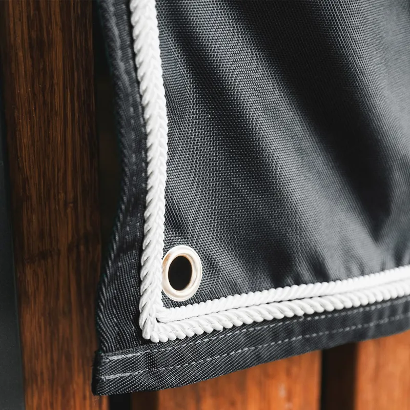 Kentucky Classic Waterproof Stall Curtain - Black-2