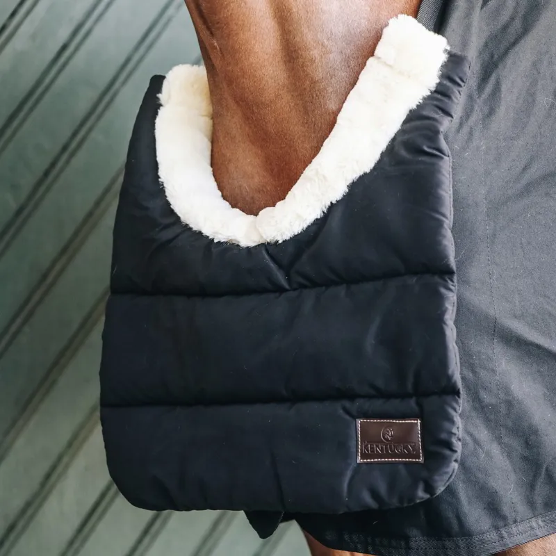 Kentucky Winter Blanket Bib - Black