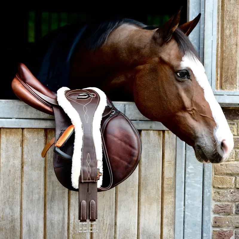 Kentucky Sheepskin Anatomic Girth - Brown-3