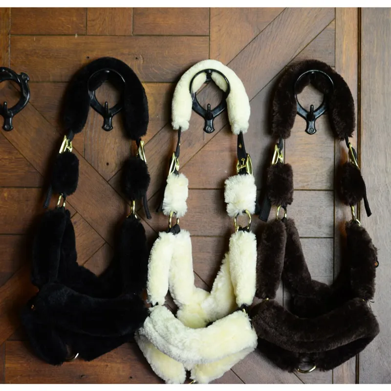 Kentucky Shipping Synthetic Sheepskin Halter - Black-2