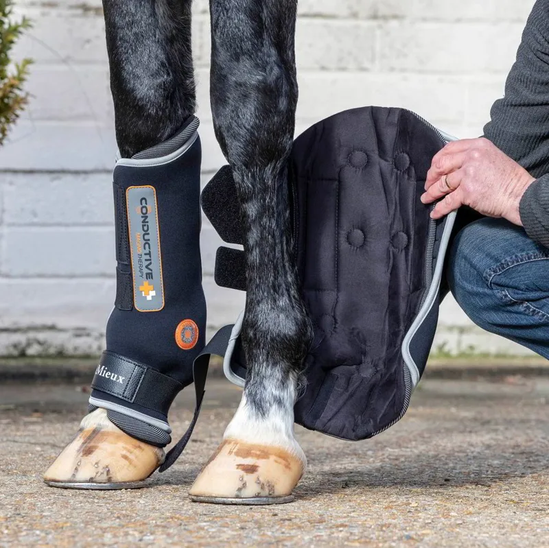 LeMieux Conductive Magno Magnetic Therapy Boots-2