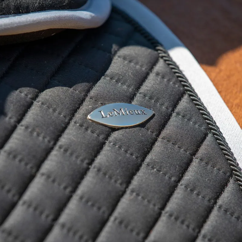 LeMieux Wither Relief Mesh Jumping Saddle Pad - Black-2