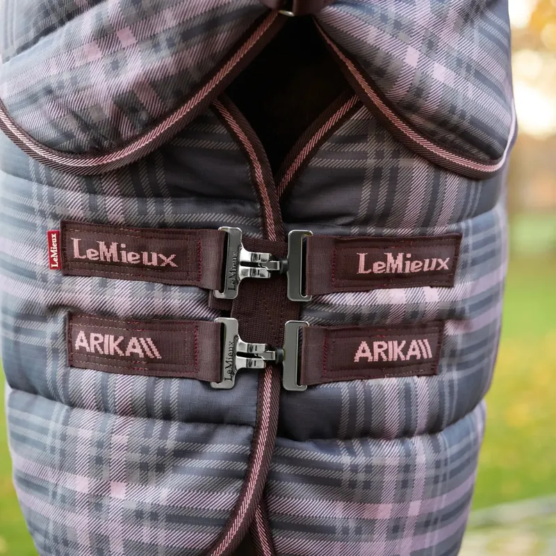 LeMieux Arika Heritage Check 100g Detachable Neck Stable Blanket - Cocoa-3