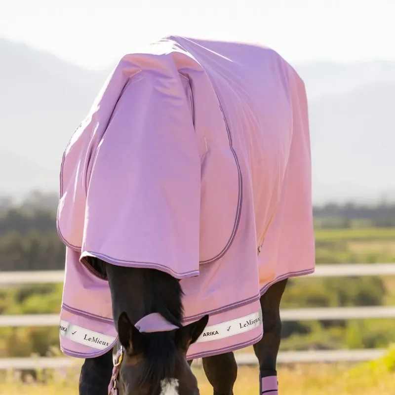 LeMieux Arika Ripstop 600D 50g Detachable Neck Turnout Blanket - Fondant-6