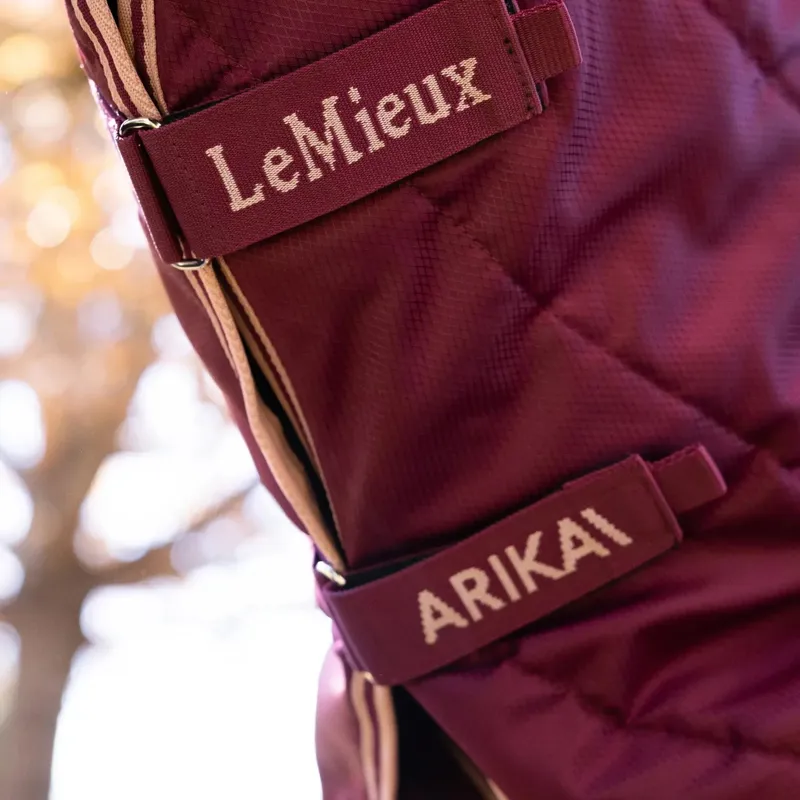 LeMieux Arika Stable-Tek 100g Detachable Neck Stable Blanket - Blackberry-5