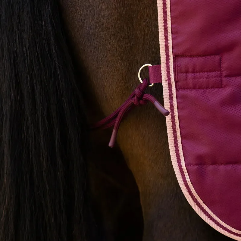 LeMieux Arika Stable-Tek 100g Detachable Neck Stable Blanket - Blackberry-4