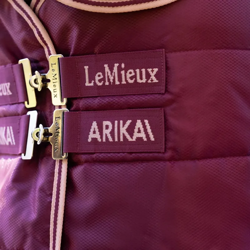 LeMieux Arika Stable-Tek 200g Detachable Neck Stable Blanket - Blackberry-1