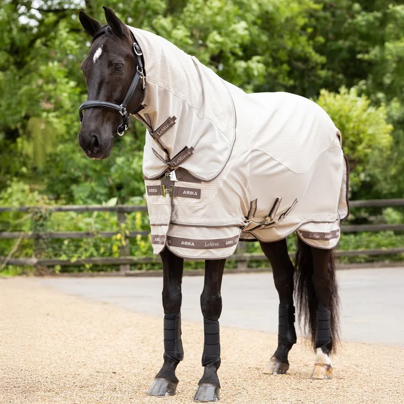 LeMieux Arika Sunstopper Detachable Neck Cooler Sheet - Stone