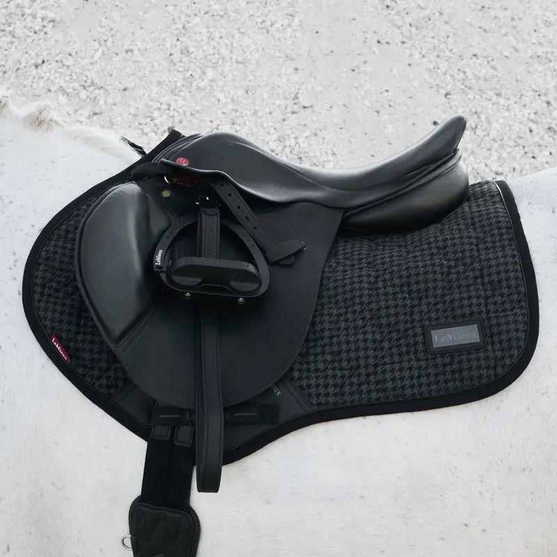 LeMieux Aspen Close Contact Saddle Pad - Houndstooth-1