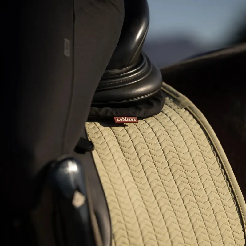 LeMieux Essence Dressage Pad - Pear-7