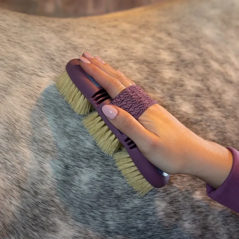 LeMieux Flexi Scrubbing Brush - Powder Blue-2