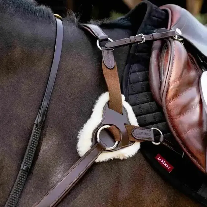 LeMieux Kudos 5 Point Bridge Breastplate - Havana-2