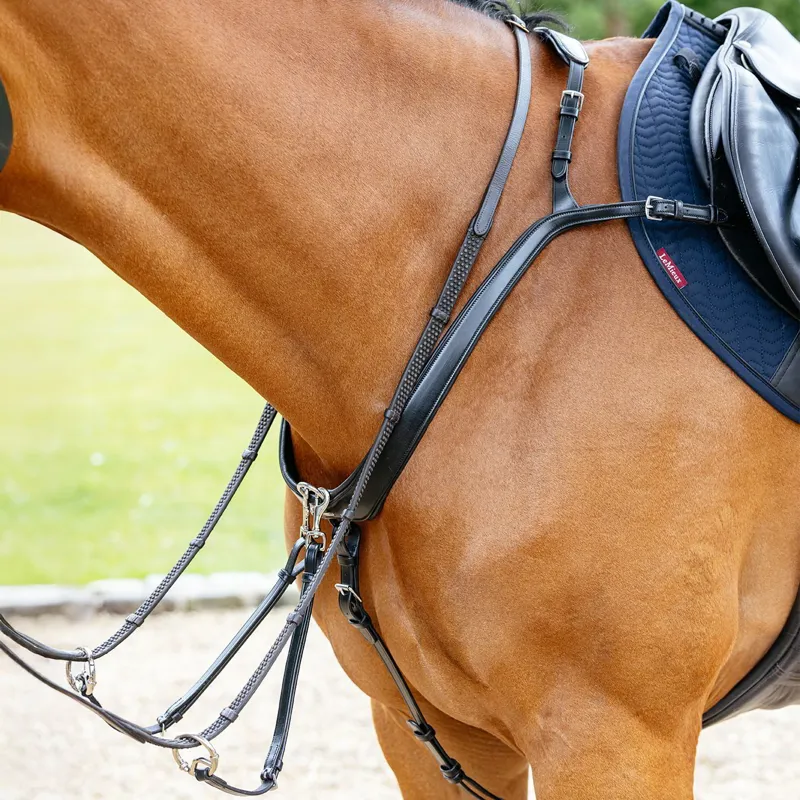 LeMieux Kudos Bridge Breastplate - Black-1