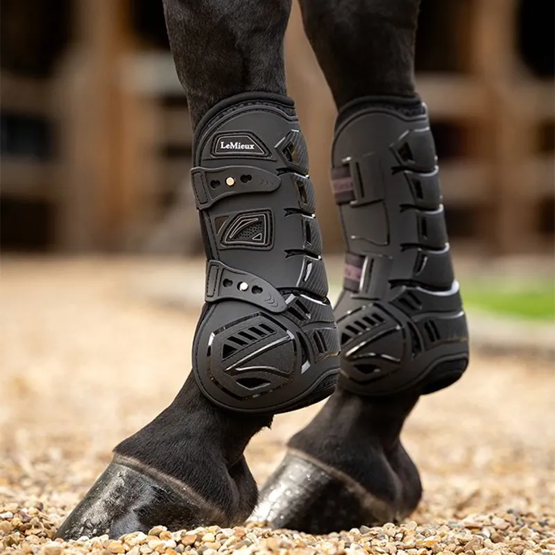 LeMieux Motion Cool Tendon Boots - Black-9