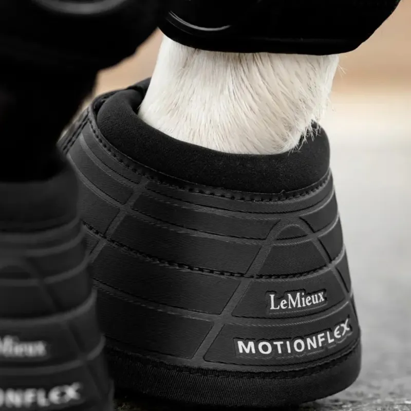 LeMieux Motionflex Bell Boots - Black-5
