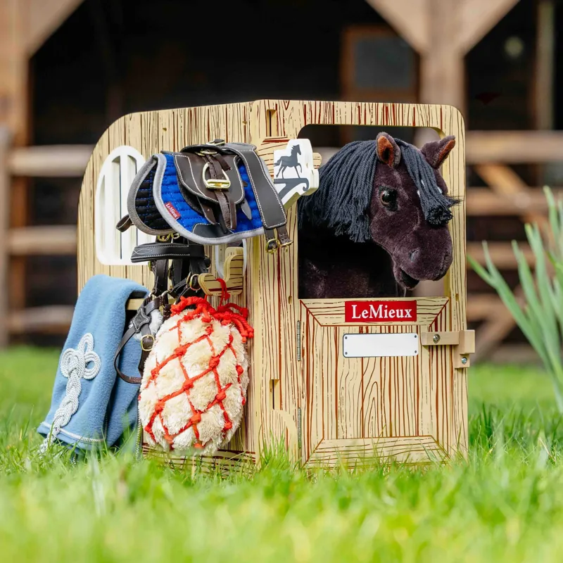 LeMieux Mini Toy Pony Wooden Stable Set-3