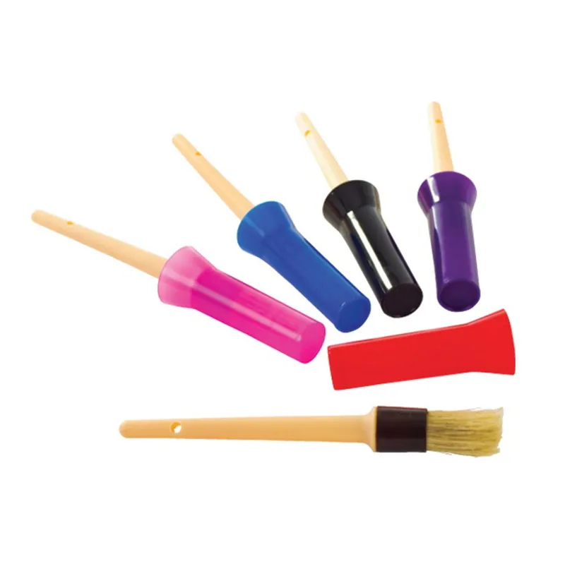 Lincoln Hoof Oil Brush with Cap-1
