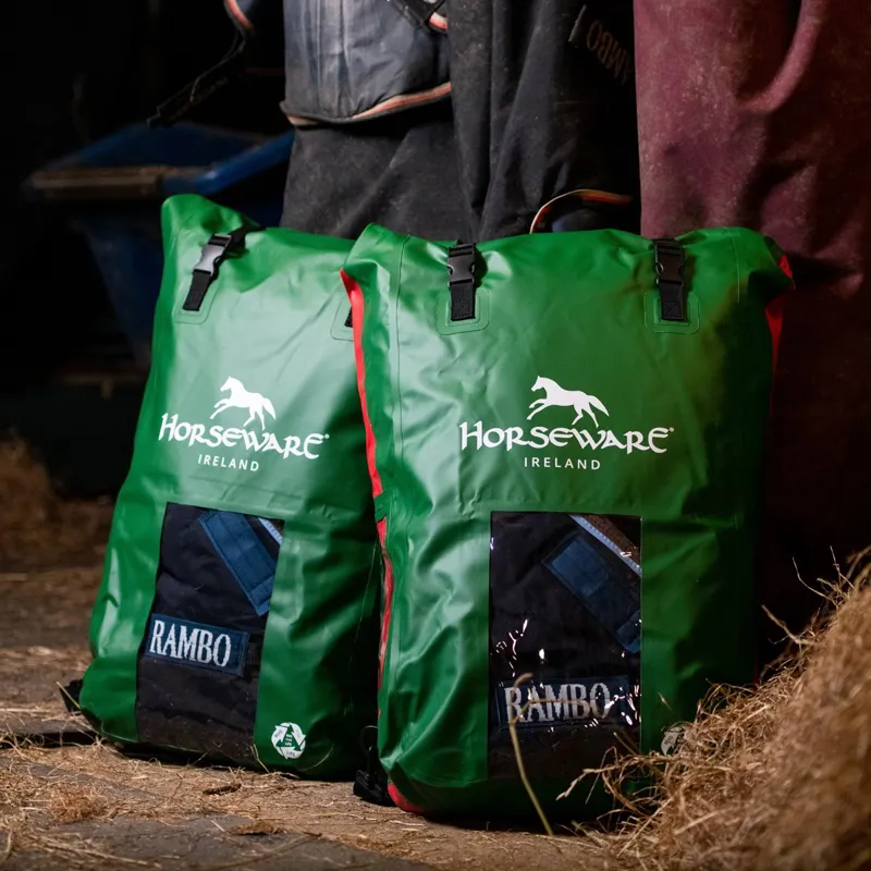 Rambo Original 400g Turnout Blanket with Leg Arches - Green/Silver-2