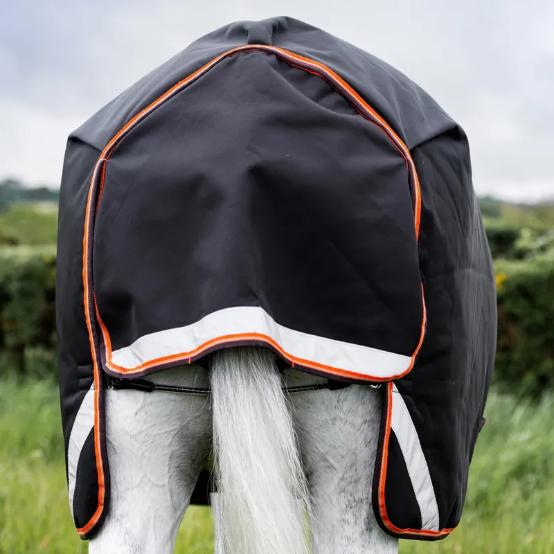 Rambo Supreme 1680D 200g Detachable Neck Turnout Blanket - Black/Tan-3