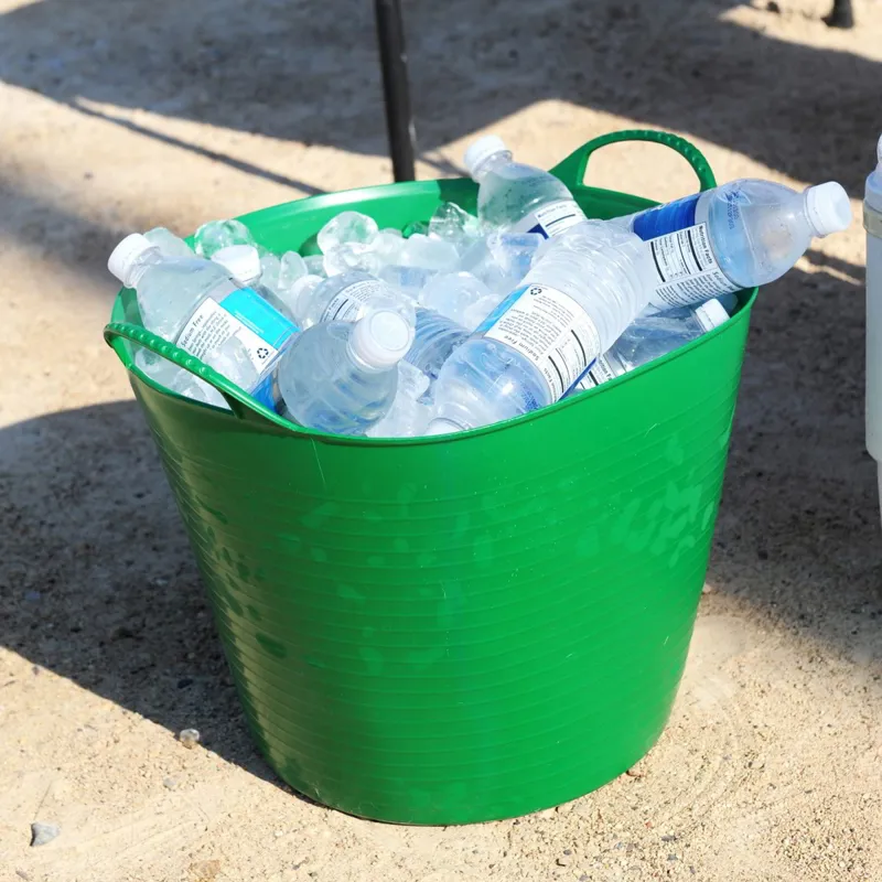 Red Gorilla Tubtrug Flexible Medium 26L Bucket - Pistachio-2