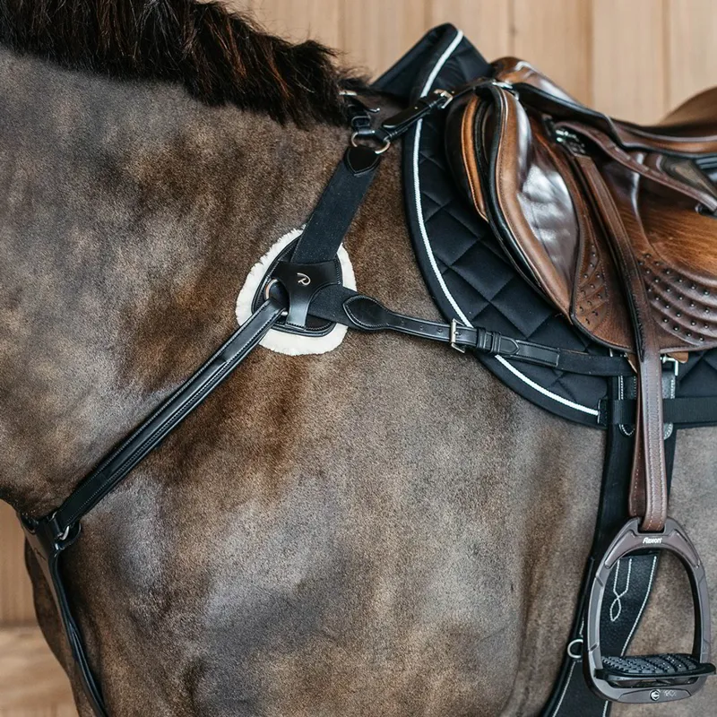 Dyon New English 5-Point Elastic Breastplate - Black