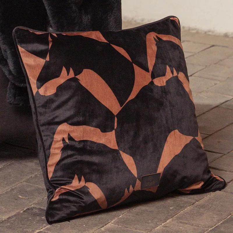 Eskadron Heritage Velvet Pillow Cover - Horse Head - Black/Almond