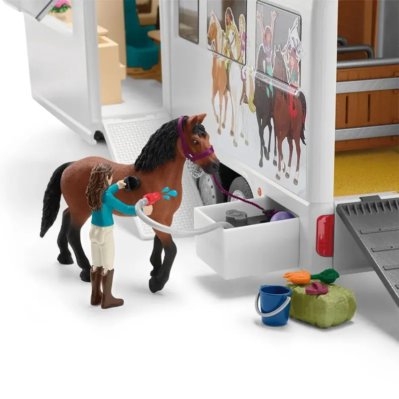 Schleich Luxury Horse Truck Toy Set-3