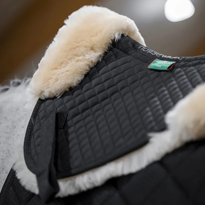 Horseware Sheepskin Half Pad - Black/Natural-4